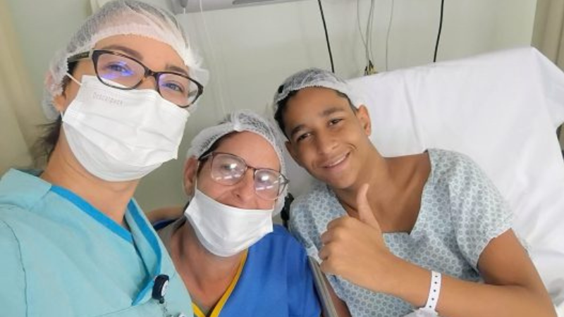 Primeiro paciente do Hospital Ortopédico do Estado da Bahia finaliza tratamento