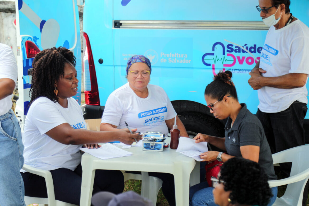 Saúde nos Bairros permanece no Largo do Bonfim até o próximo sábado (23)