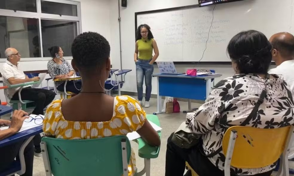 Ufba oferece bolsas integrais para cursos de idiomas em Salvador; saiba como se inscrever