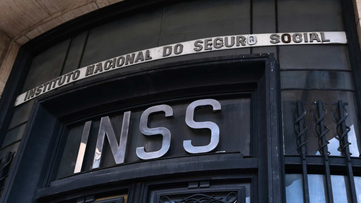 INSS vai revisar 800 mil aposentadorias por invalidez em 2025