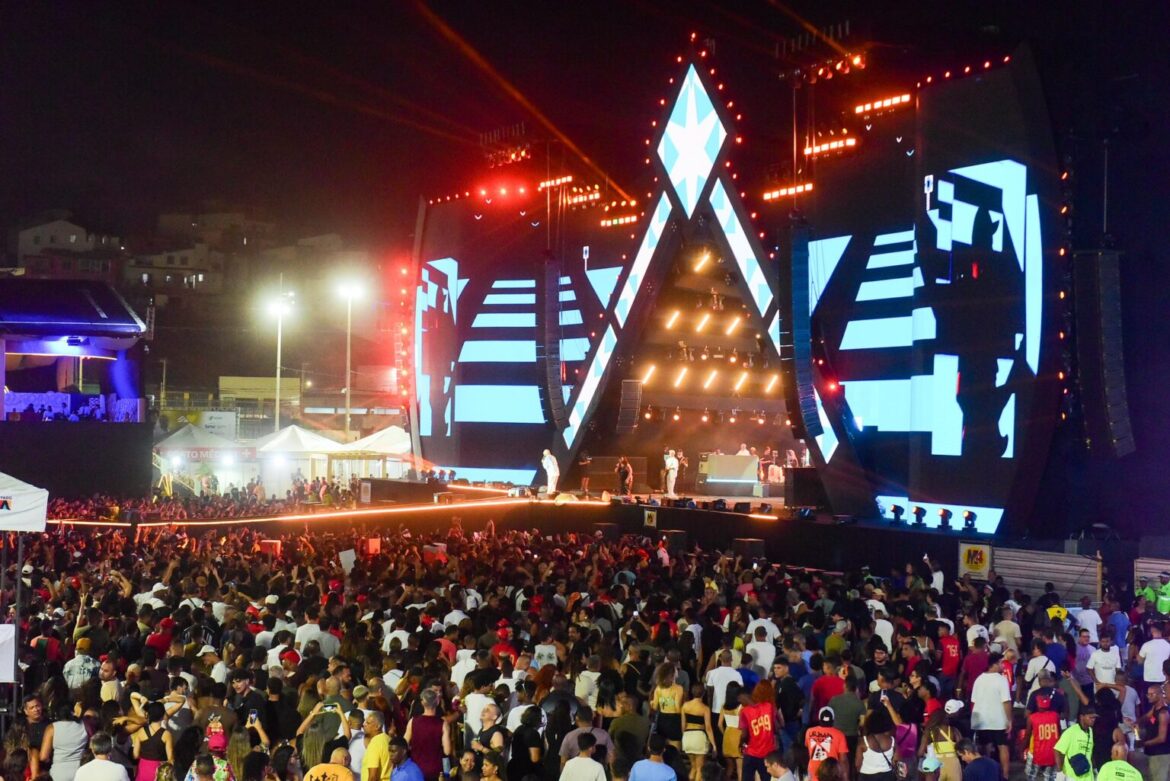 Ambulantes comemoram saldo positivo de vendas no Festival Virada Salvador