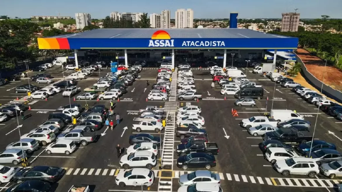 Rede de supermercados oferece 300 vagas de emprego em cidades da Bahia