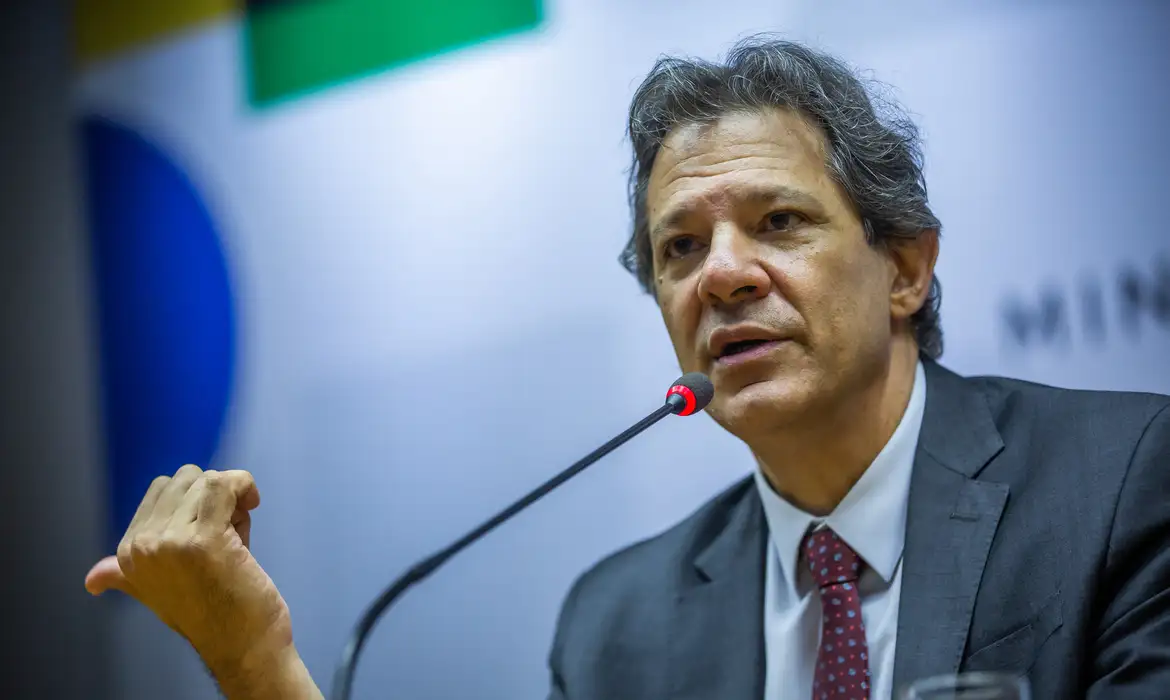 Haddad: bets ganham fortuna, mas mandam dinheiro para fora do país