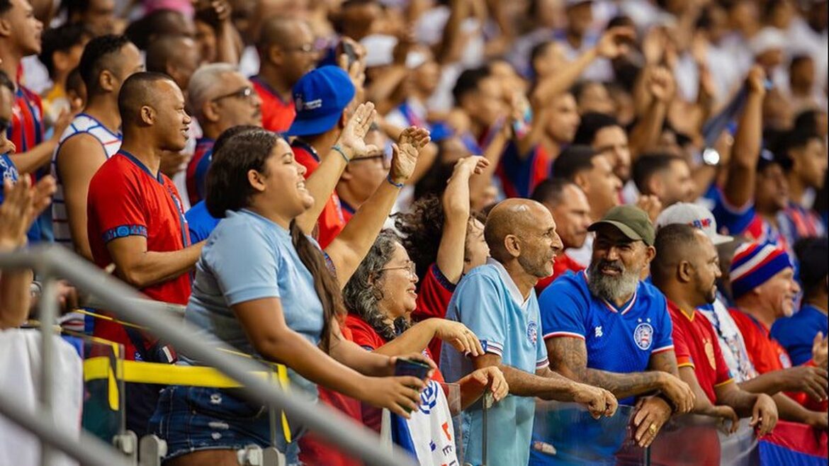 Pesquisa aponta que torcida do Bahia é mais pobre e mais periférica que a do Vitória