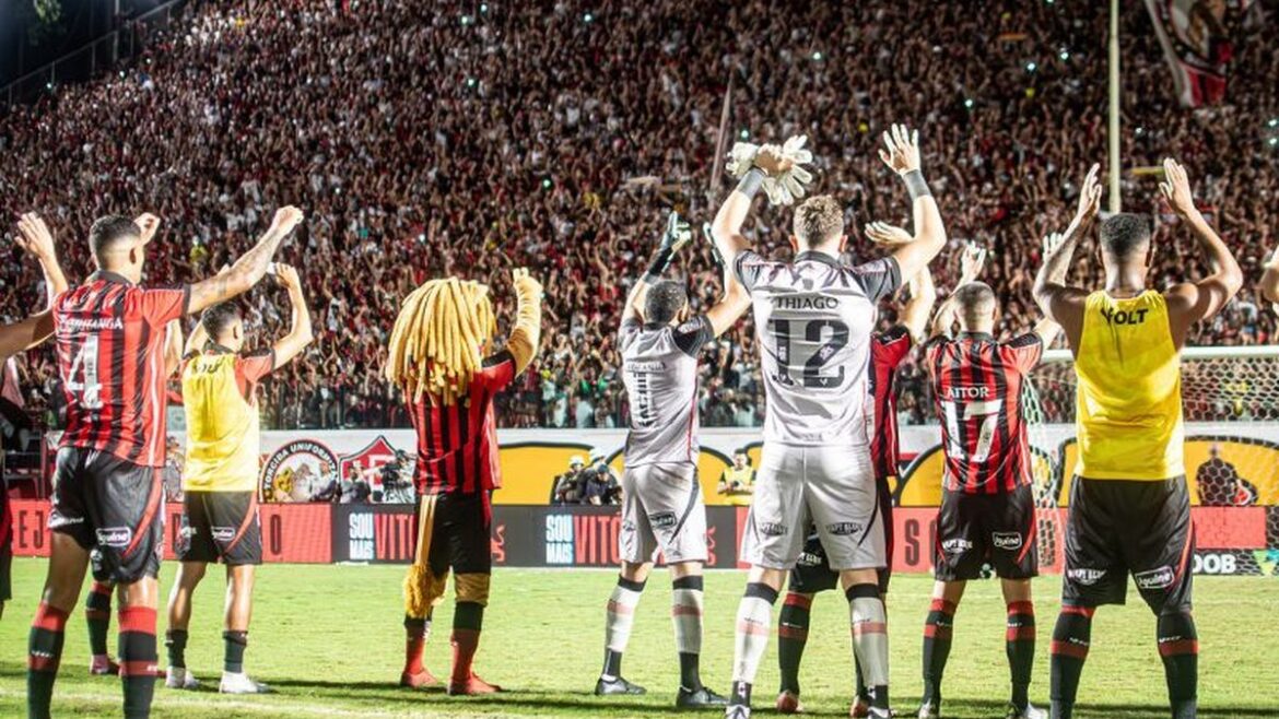 É decisão! Vitória recebe Fluminense no Barradão para tentar deixar o Z4
