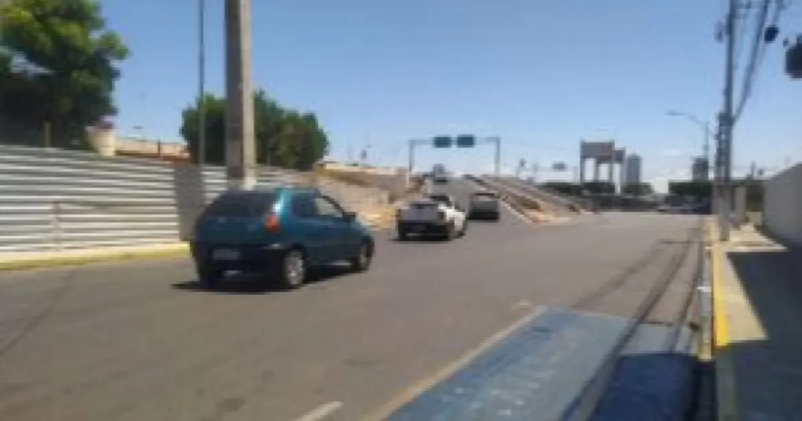 Dnit impõe restrições para caminhões pesados durante obras em entorno de ponte de Juazeiro