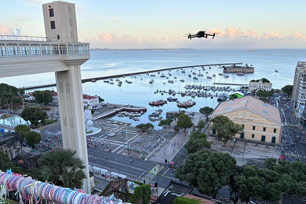 Prefeitura de Salvador inova no monitoramento aéreo avançado durante a Lavagem do Bonfim