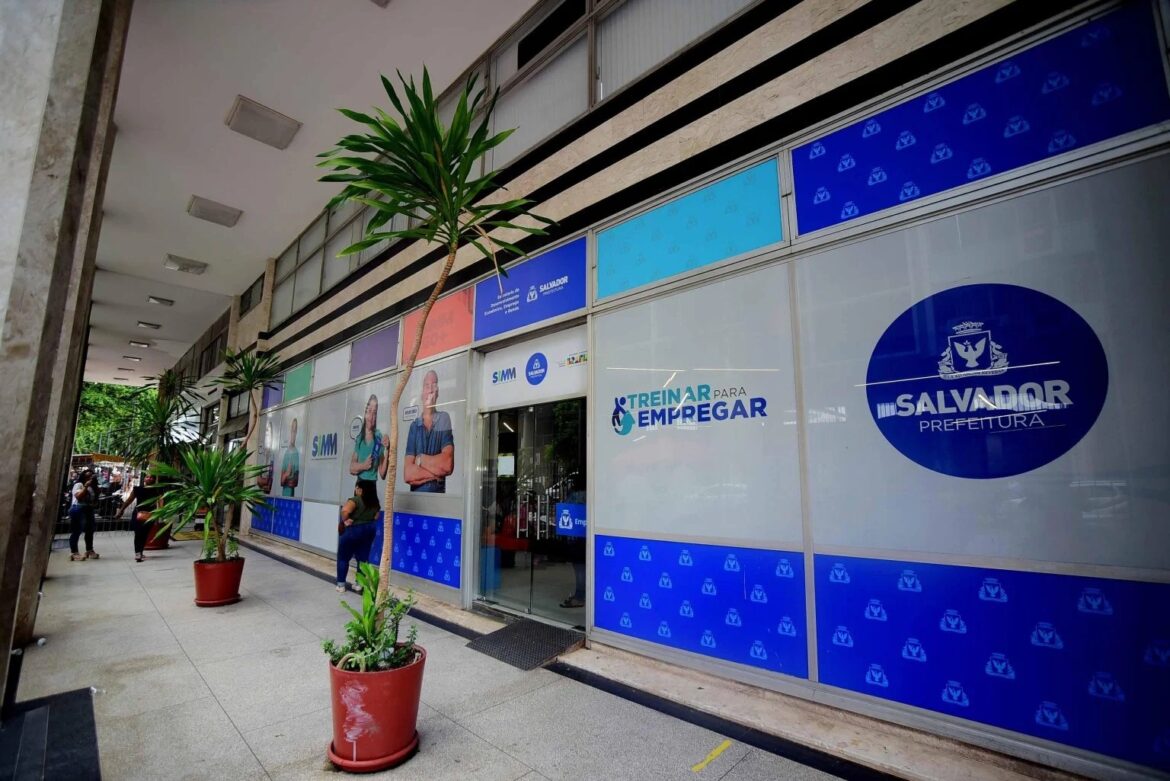 Salvador é a terceira capital que mais gerou empregos no Brasil em novembro e consolida liderança no Nordeste, aponta Caged