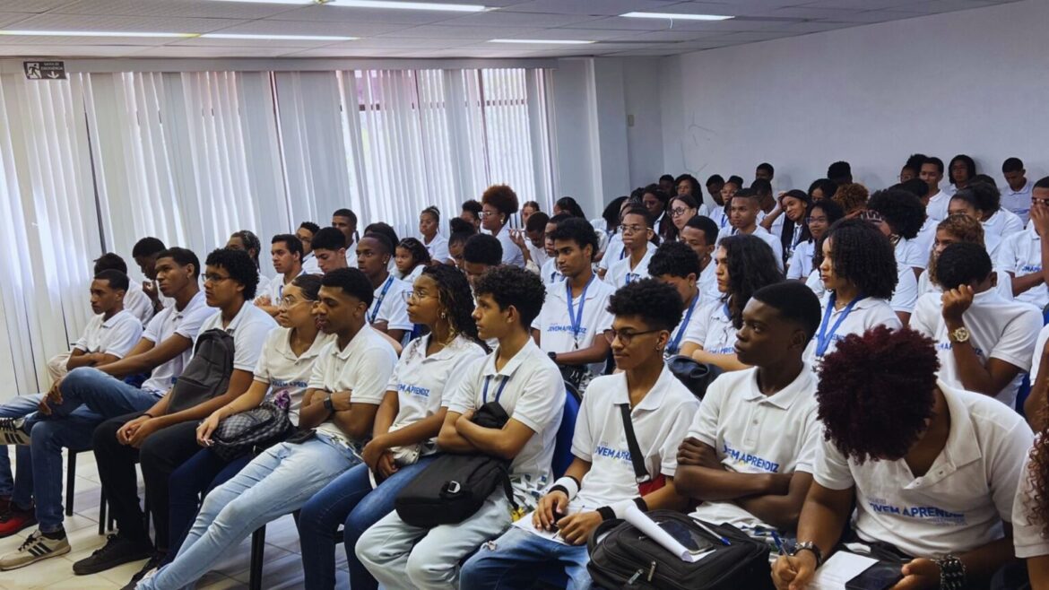 Prefeitura e Parque Social realizar formação de mais de 500 participantes do Jovem Aprendiz Empreendedo